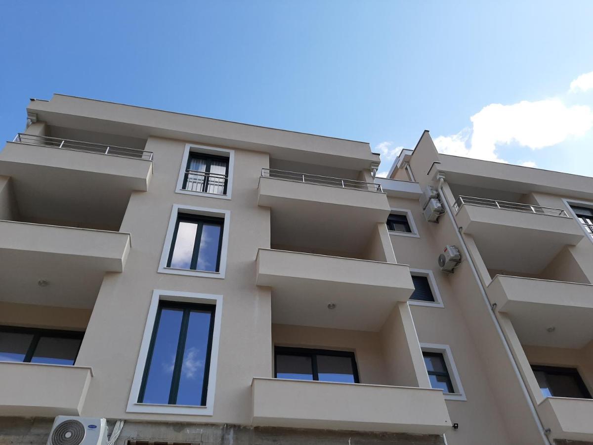 Maritimo Di Cattaro****Lux Apartment With Garage 外观 照片